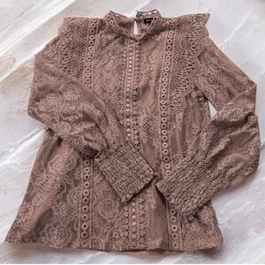 Cable & Gage Blush Lace Blouse